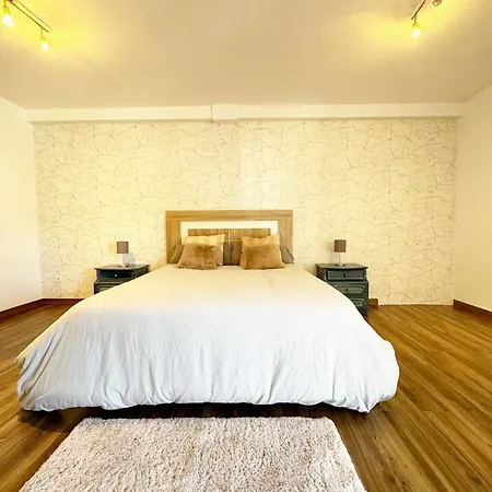 Marbella, Nueva Andalucia, 3 Floors, Pool Villa